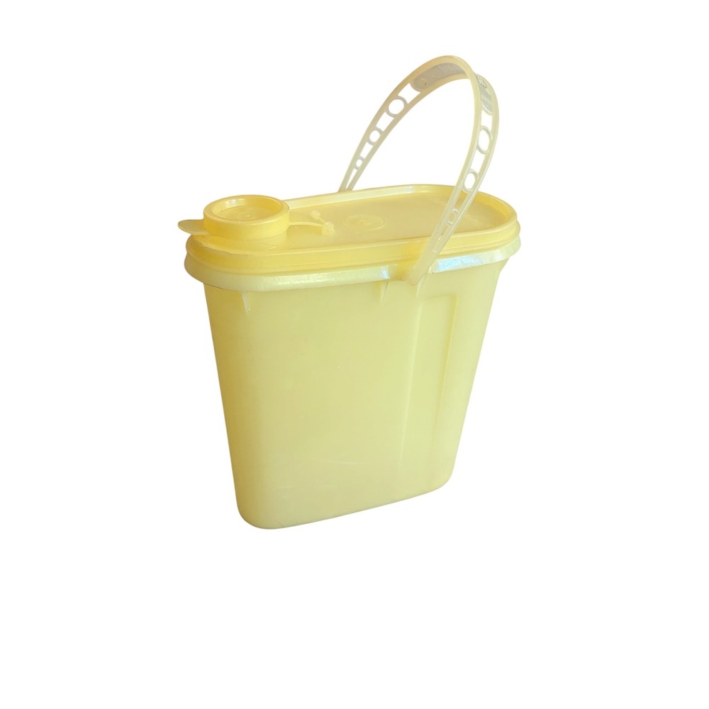 Vintage Yellow Tupperware Beverage Buddy Drink Pitcher with Lid